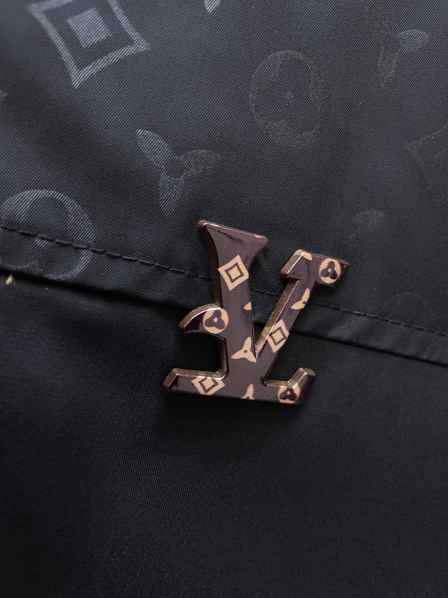 LOU* 24 new double-sided jacket