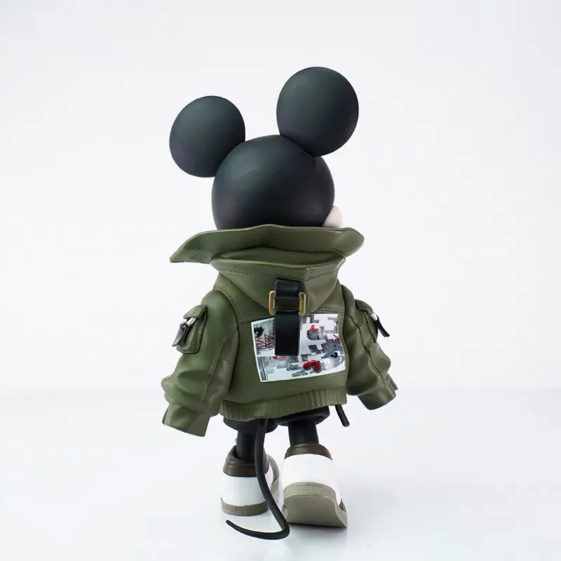 Mickey Minnie magic storm hand office boy ornaments