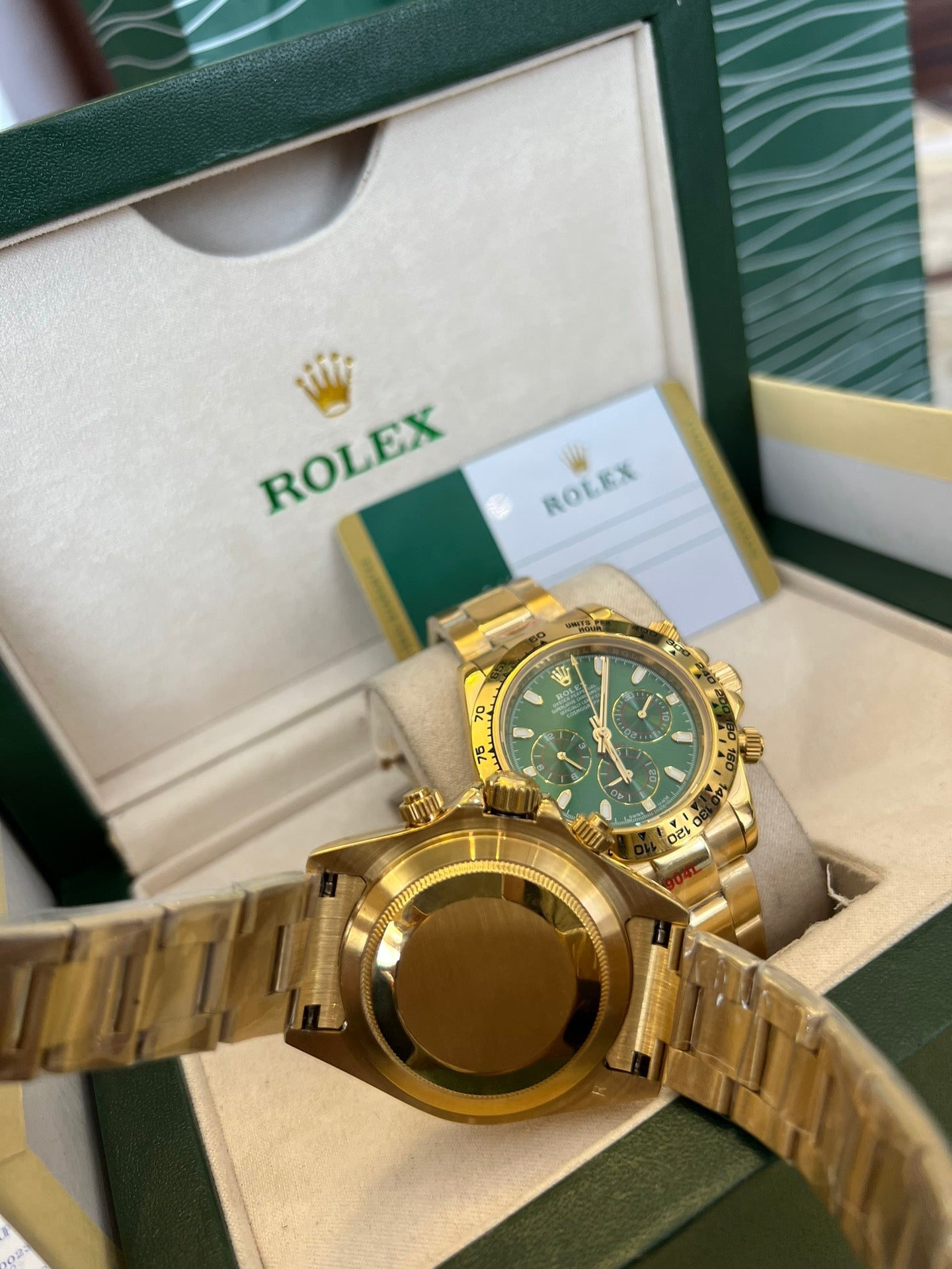 New R watches
