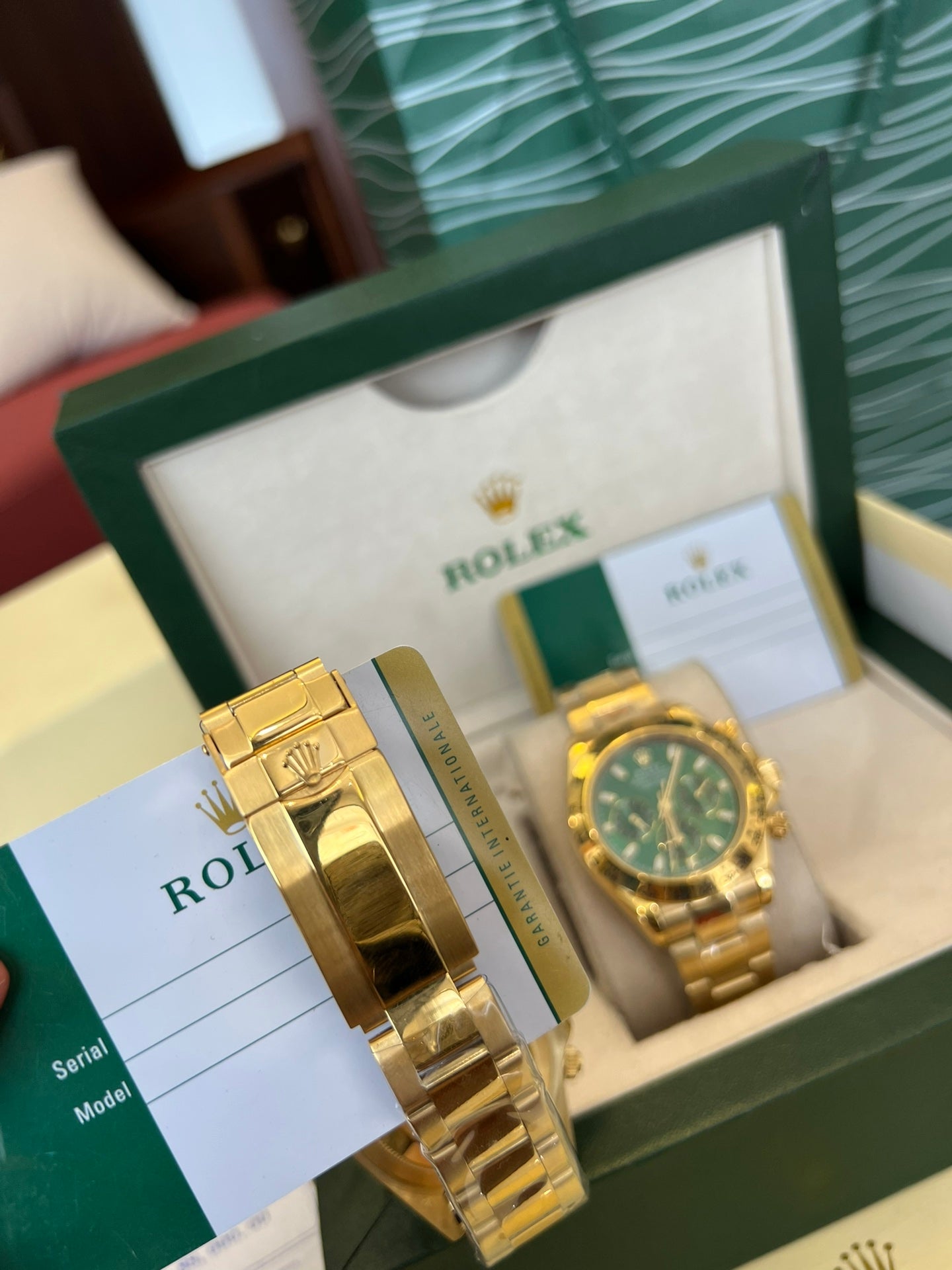 New R watches