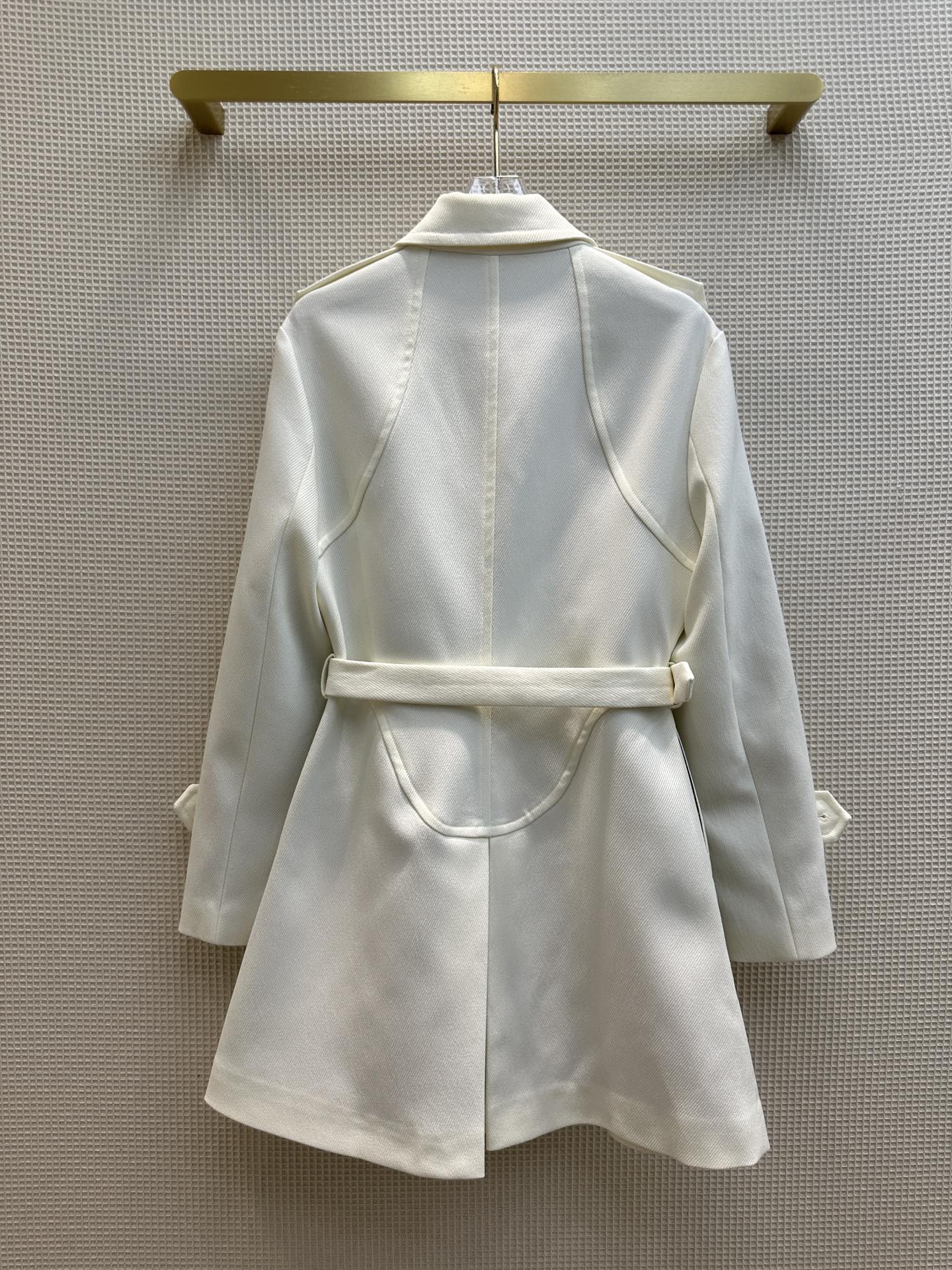 L   new dress