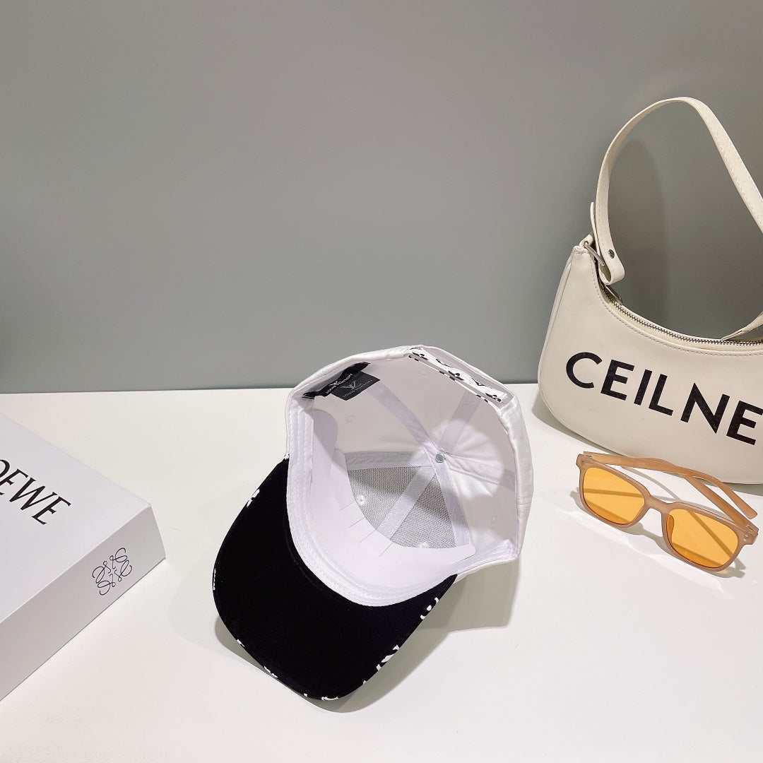 L  new embroidered baseball cap