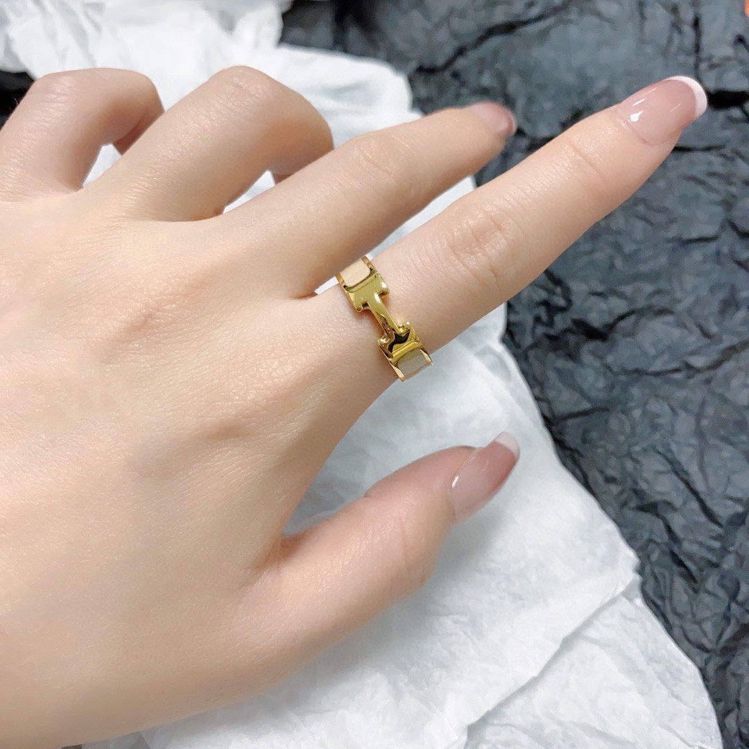 H  New Ring