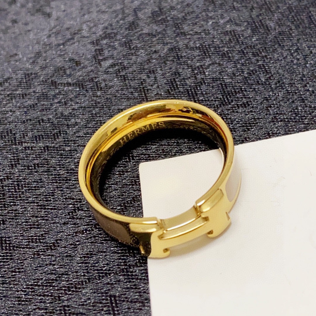 H  New Ring