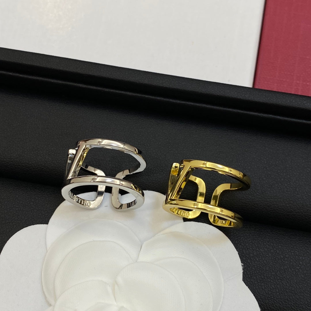 V  new misaligned ring