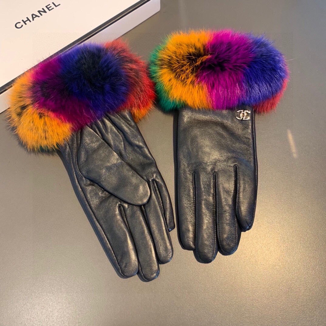 C   new rabbit fur gloves