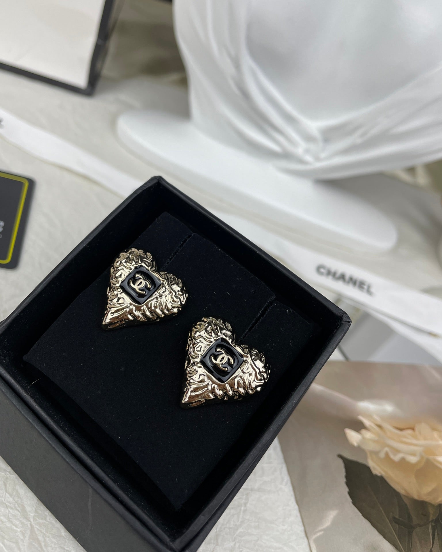 C  new love series earrings