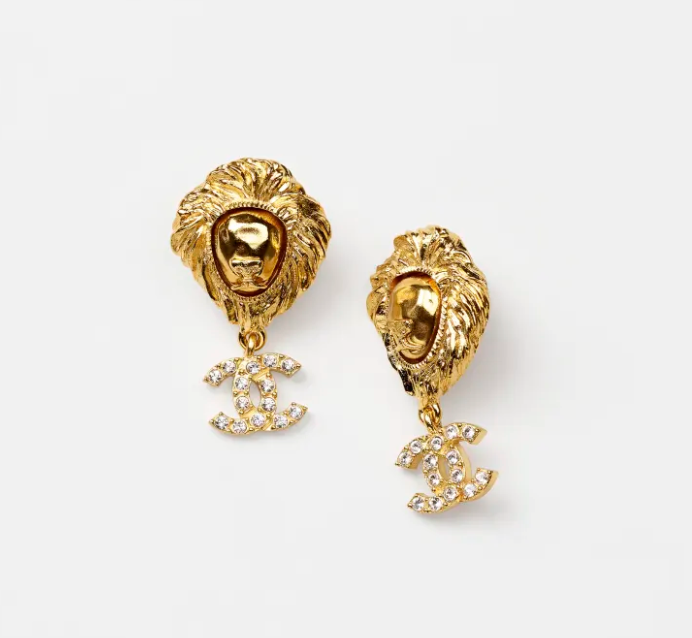 C  lion head earrings