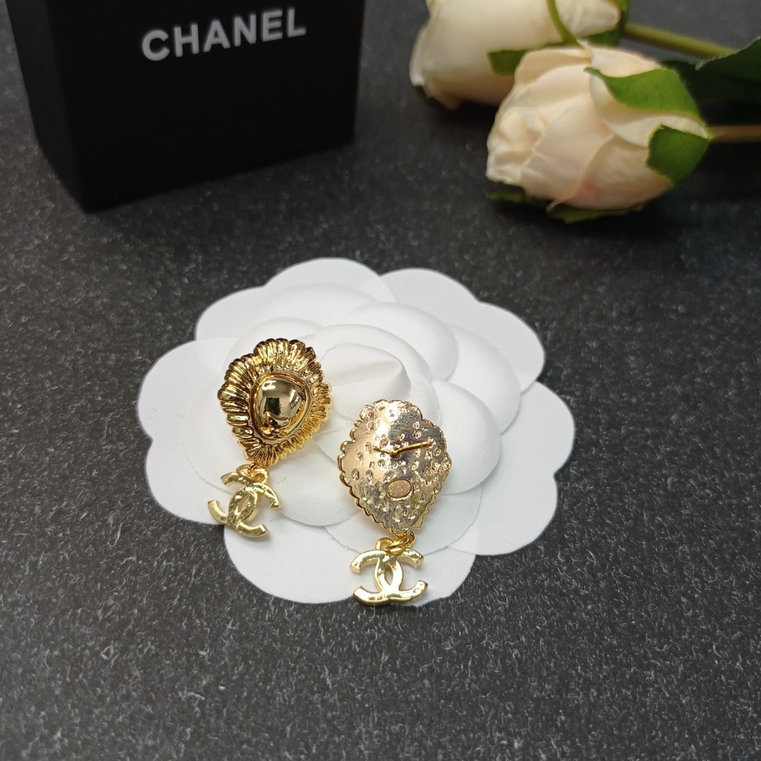 C  lion head earrings