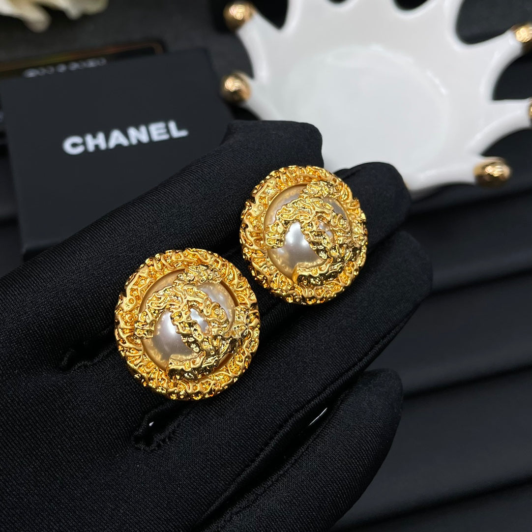 C  new lava pearl earrings