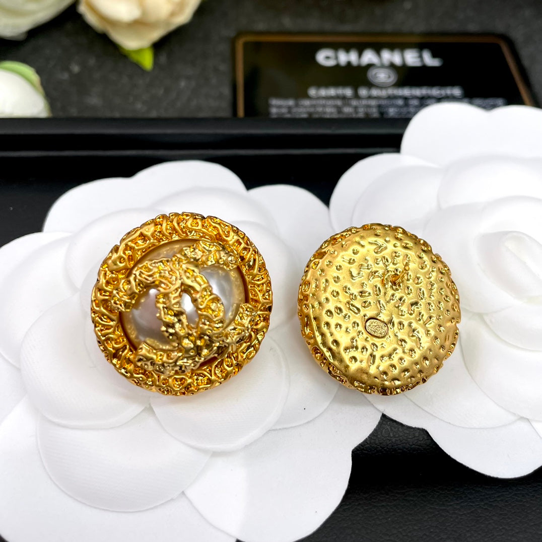 C  new lava pearl earrings