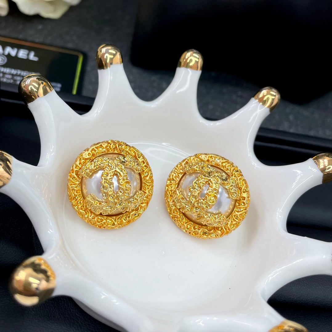 C  new lava pearl earrings