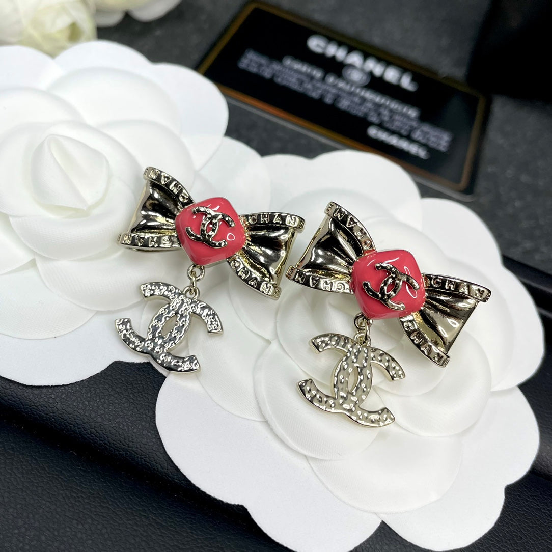 C  new bow letter earrings