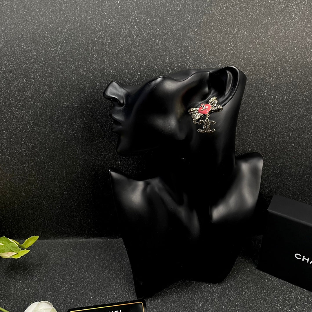 C  new bow letter earrings