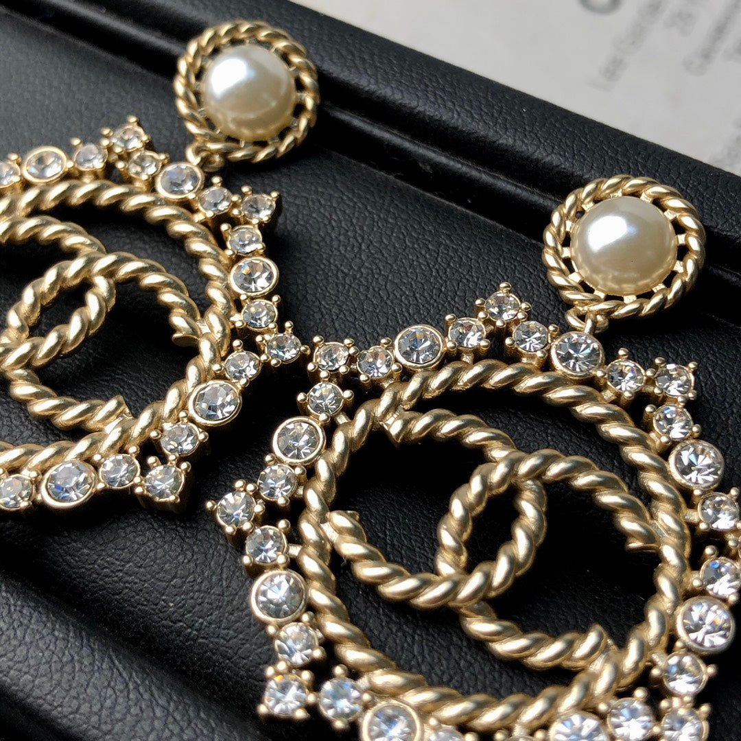 C  new hollow diamond earrings