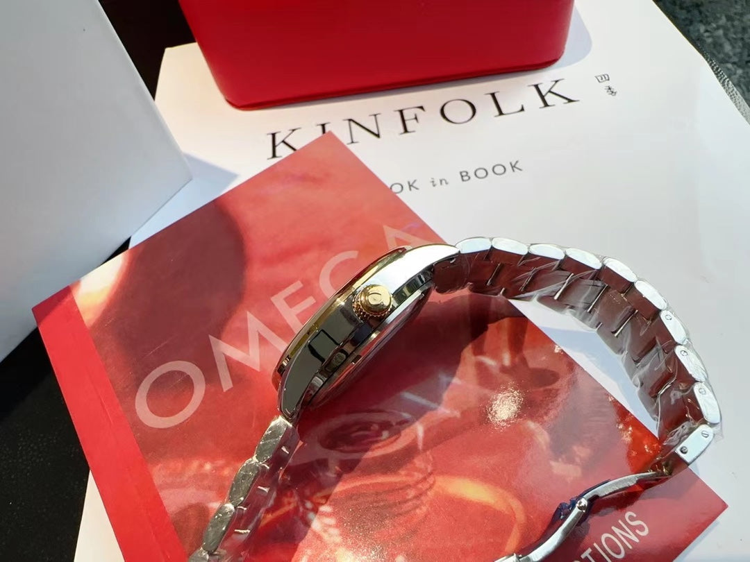 The fully automatic mechanical men's watch has arrived, a watch that every male idol must own.