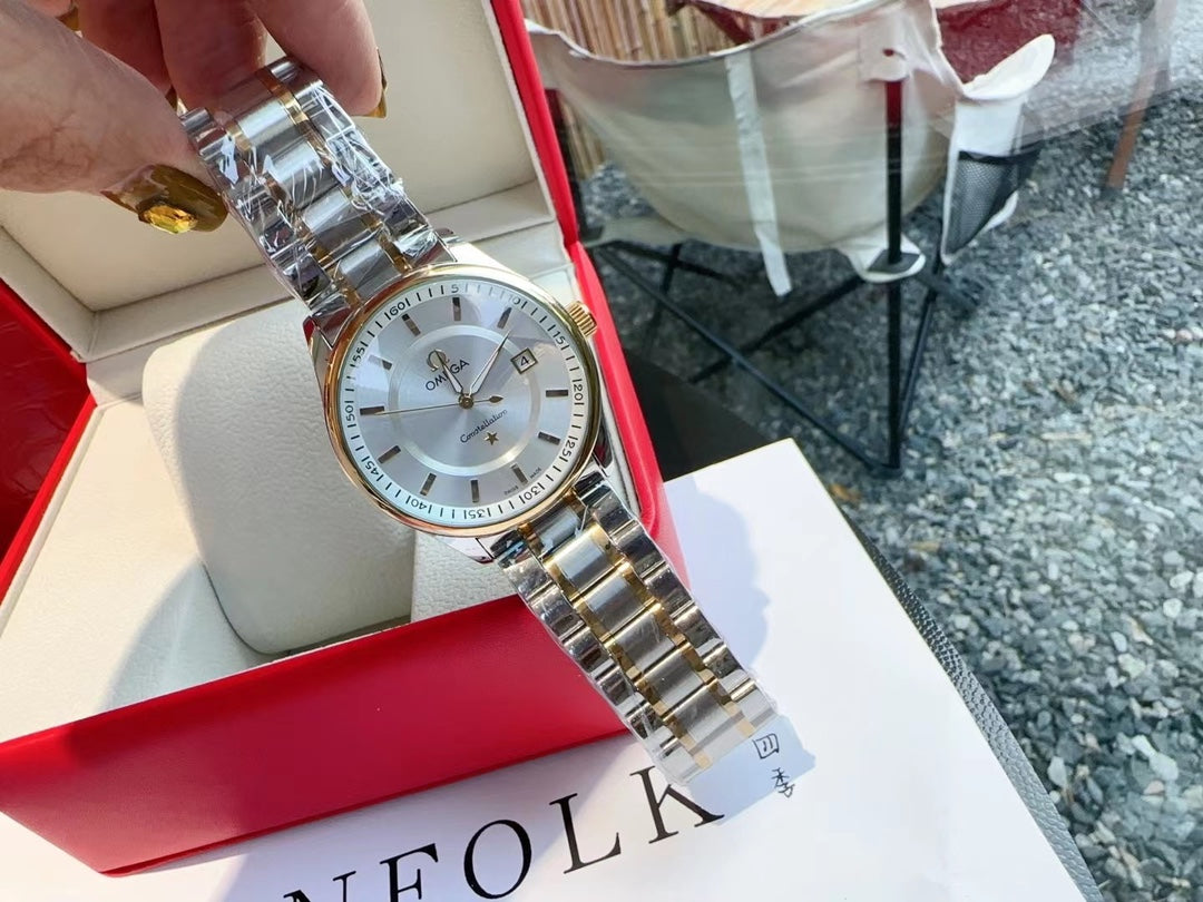 The fully automatic mechanical men's watch has arrived, a watch that every male idol must own.