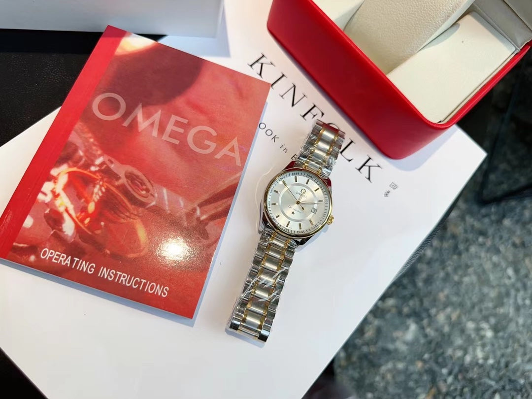 The fully automatic mechanical men's watch has arrived, a watch that every male idol must own.