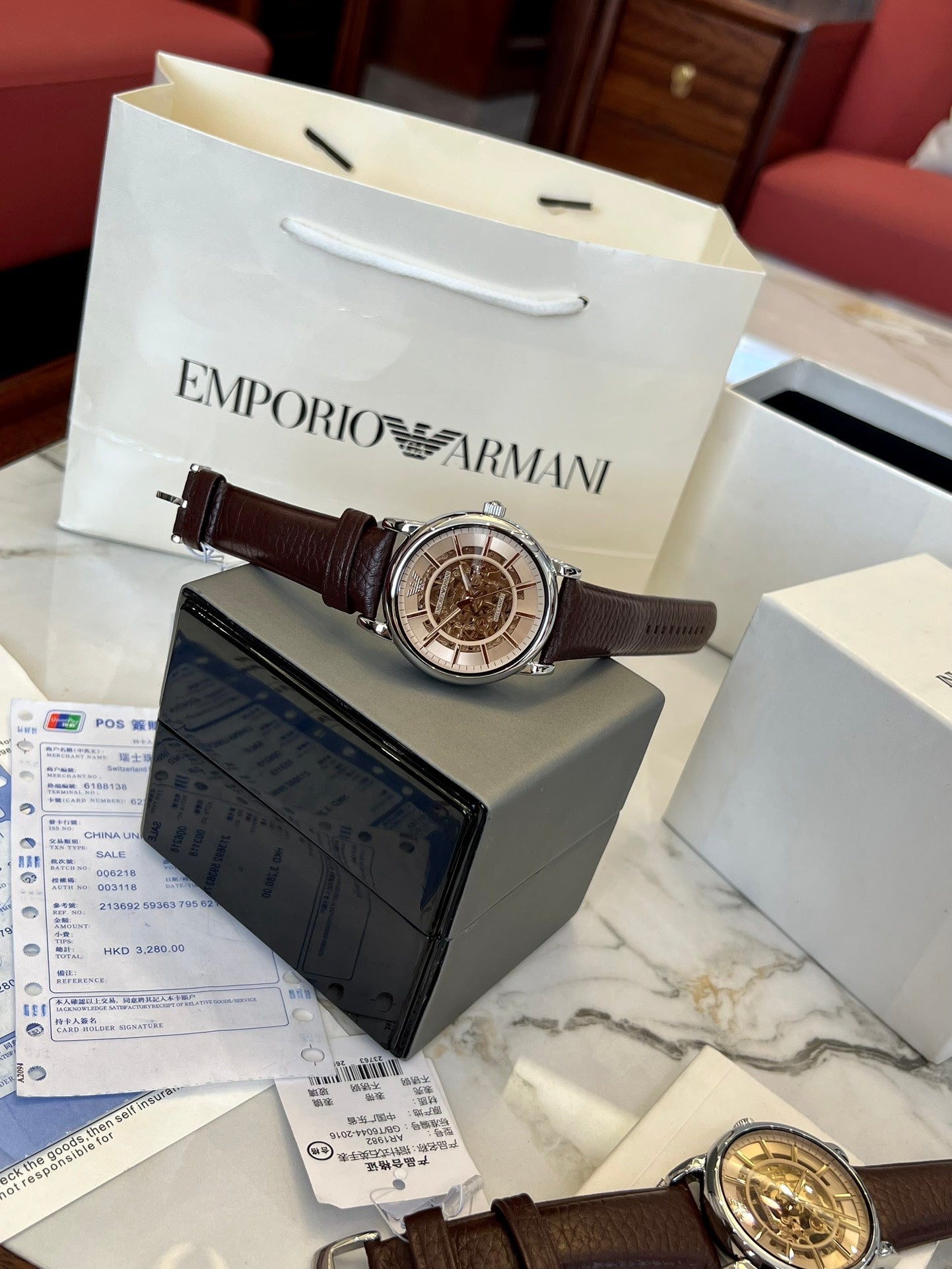 Mechanical men's watch reinforced mineral glass strap: 316L stainless steel buckle: double snap original movement