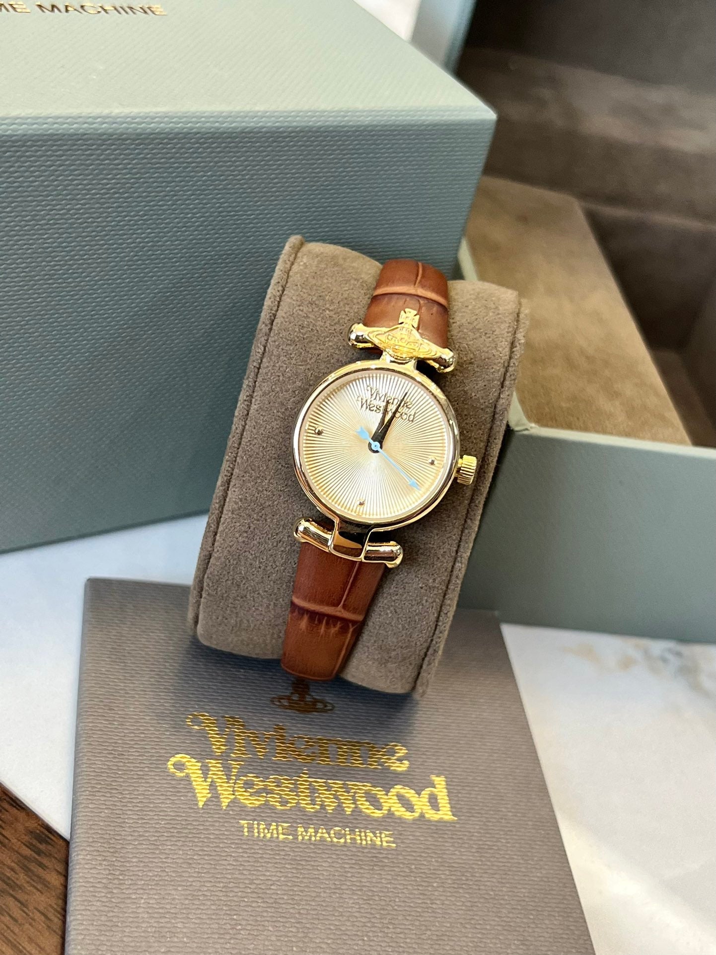 queen mother belt women's watch