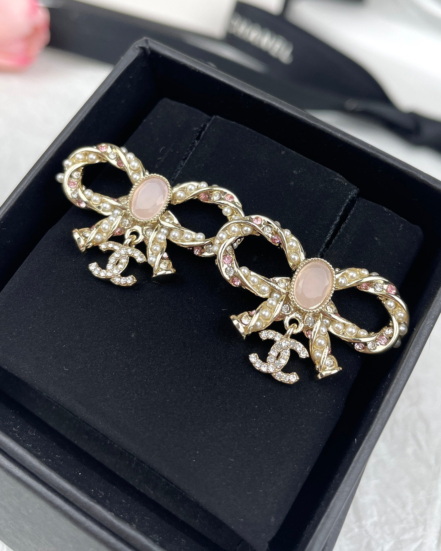 New Autumn and Winter Pink Diamond Bow 🎀 Double C Pendant Earrings