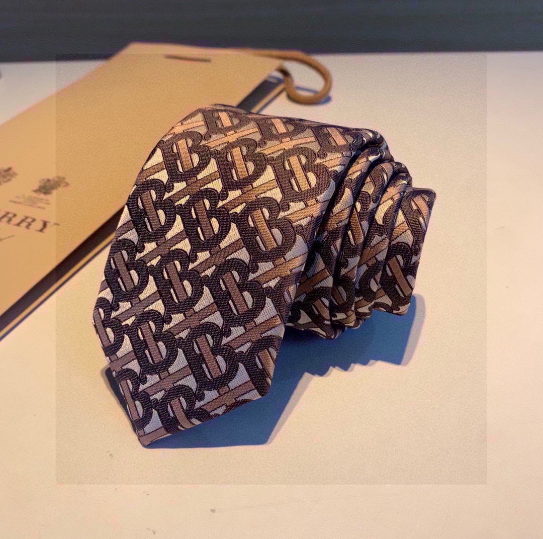 Men's Burberry popular TB logo tie