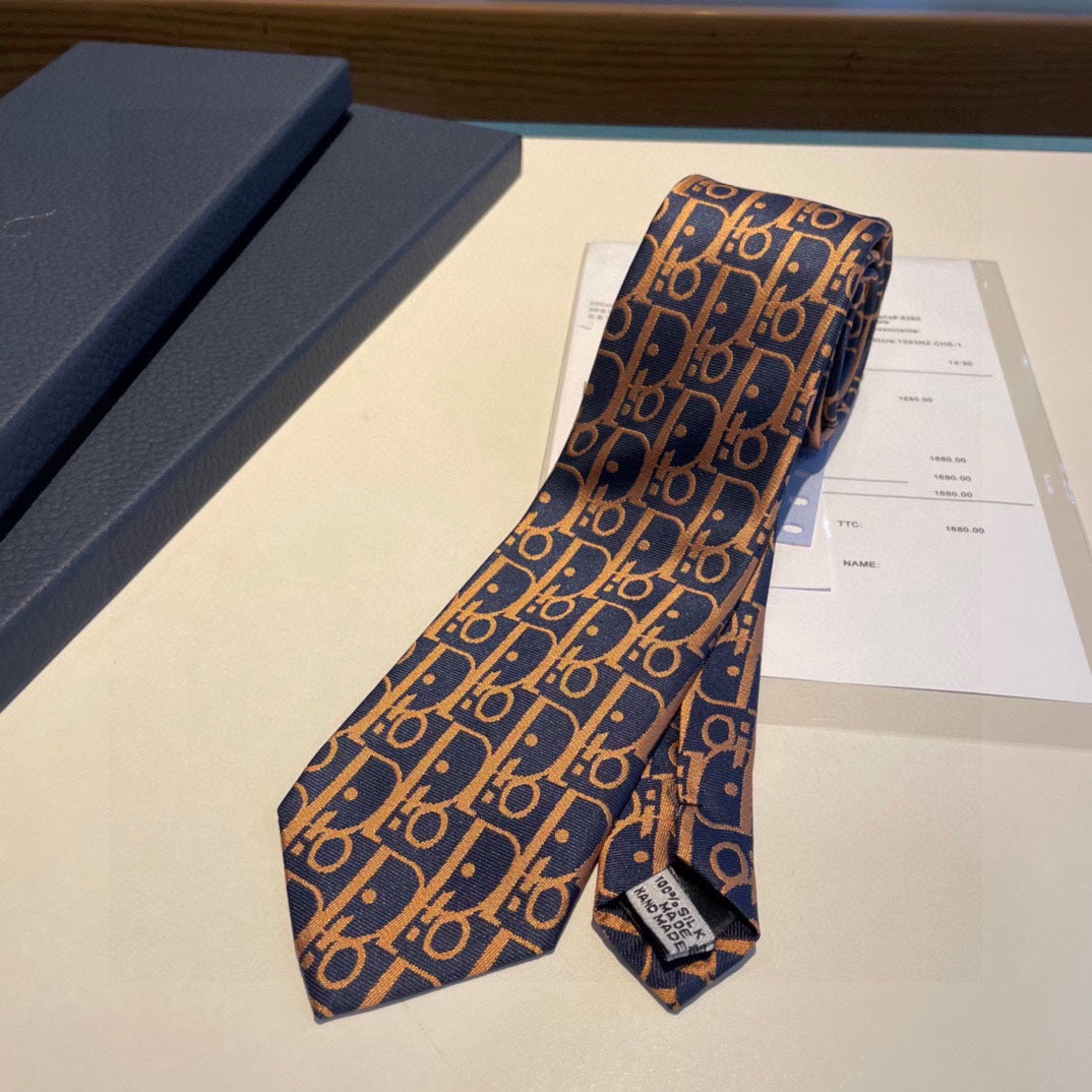 D men's new tie