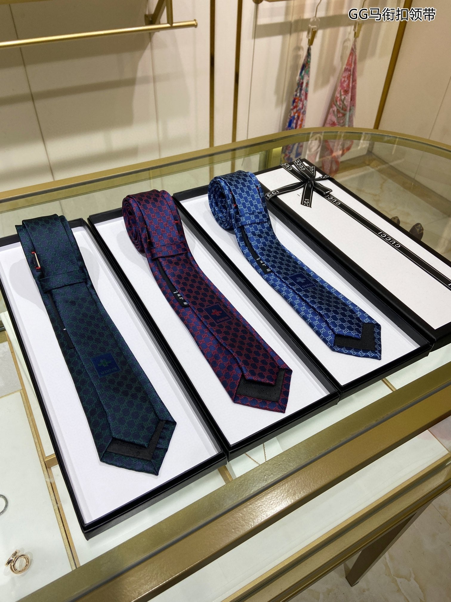 G new men's tie