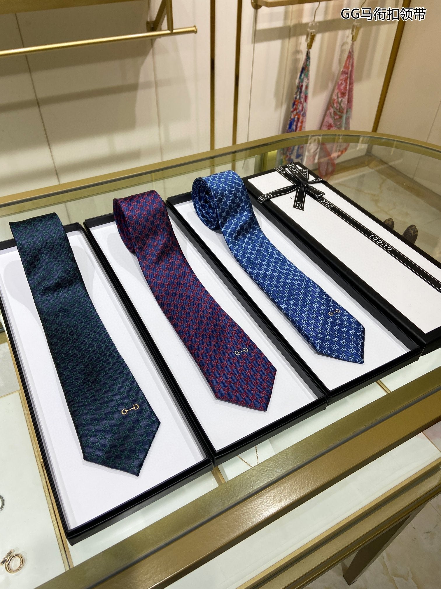 G new men's tie
