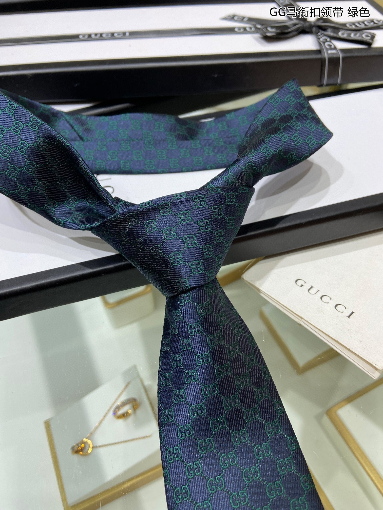 G new men's tie