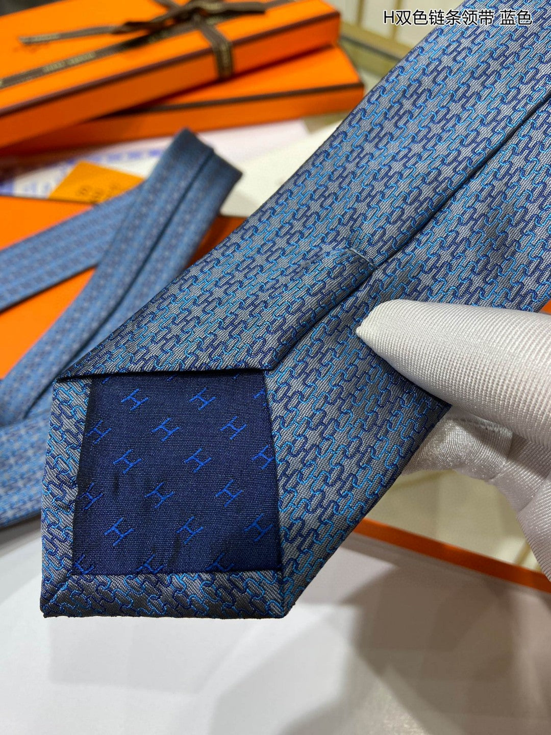 H new style tie for men