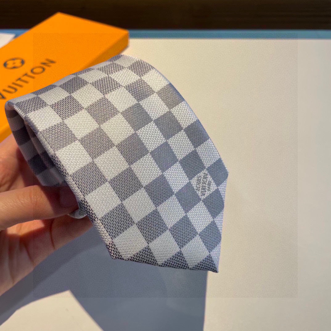 L new style tie for men