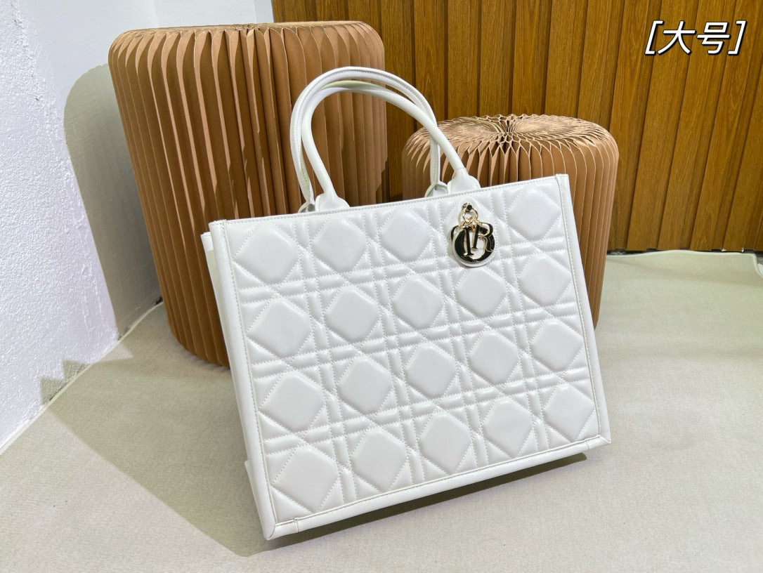 D new style hand-held crossbody bag