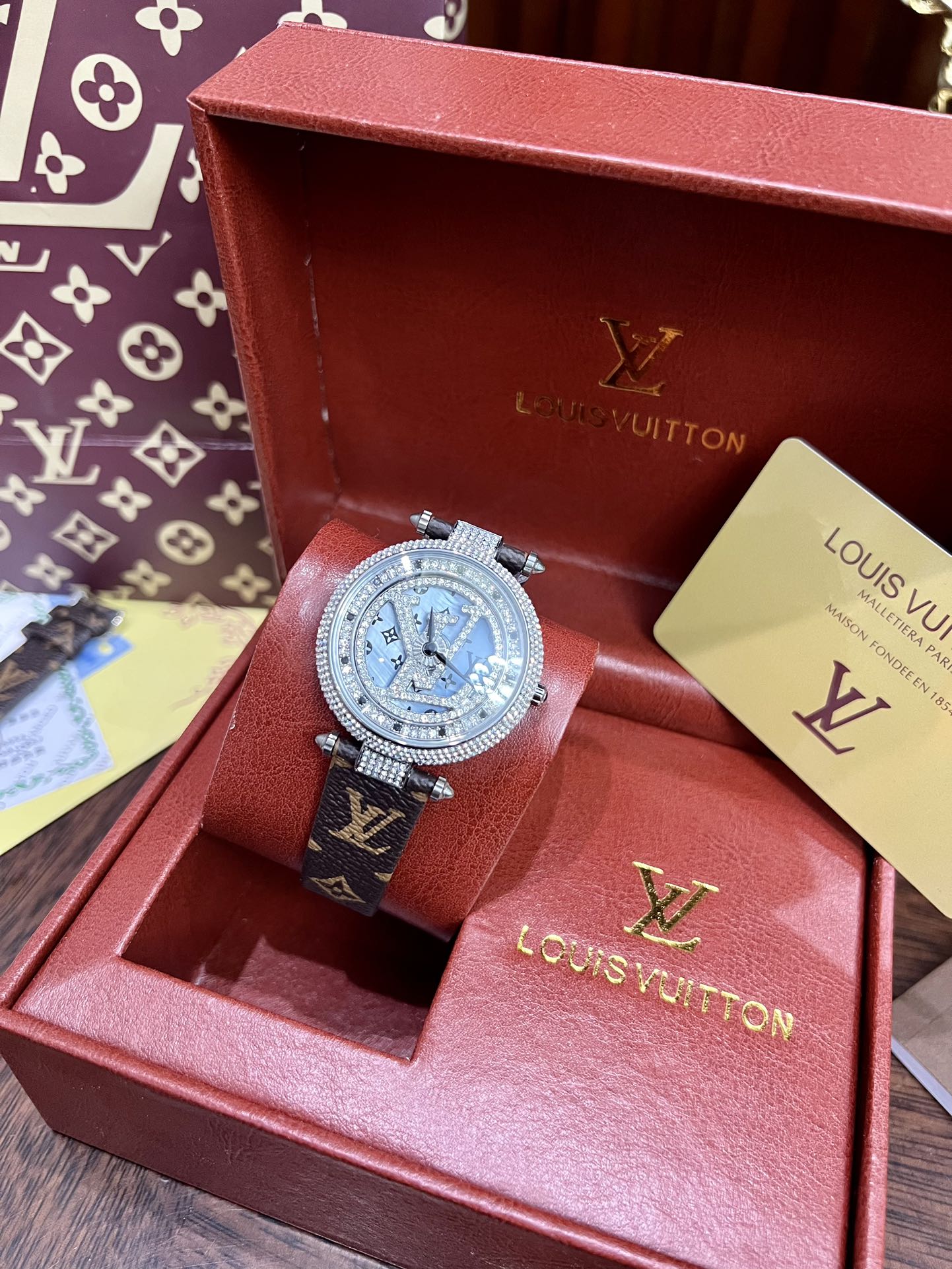 L new watch
